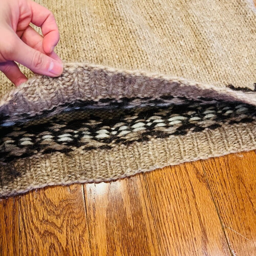 Hilda ltd Icelandic Wool Hand Knit Nordic Sweater Size Medium - Picture 13 of 16